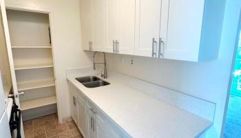 2875 S King St Honolulu - Rental - photo 5 of 15