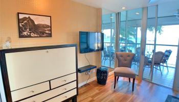 2877 Kalakaua Ave Honolulu - Rental - photo 5 of 22