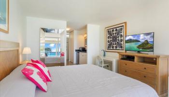 Sans Souci Inc condo # 306, Honolulu, Hawaii - photo 3 of 17 Sans Souci Inc condo # 306, Honolulu, Hawaii - photo 3 of 17
