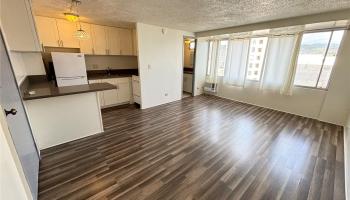 Five Regents condo # 1201, Honolulu, Hawaii - photo 3 of 17 Five Regents condo # 1201, Honolulu, Hawaii - photo 3 of 17