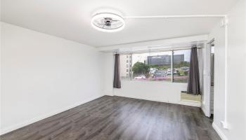 Five Regents condo # 512, Honolulu, Hawaii - photo 4 of 13