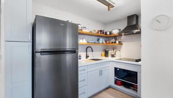 Five Regents condo # 611, Honolulu, Hawaii - photo 6 of 22