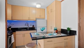 Five Regents condo # 806, Honolulu, Hawaii - photo 2 of 20