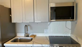 Five Regents condo # 910, Honolulu, Hawaii - photo 4 of 15