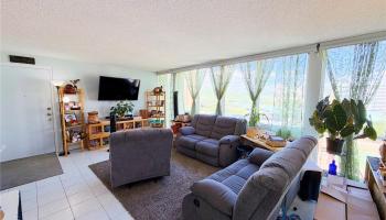 Lakeview Terrace condo # 8B, Honolulu, Hawaii - photo 3 of 22