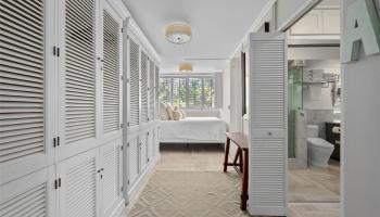 Colony Surf Ltd condo # 104, Honolulu, Hawaii - photo 4 of 25