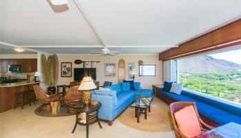 2895 Kalakaua Ave Honolulu - Rental - photo 3 of 24