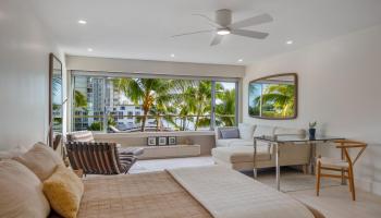 Colony Surf Ltd condo # 506, Honolulu, Hawaii - photo 3 of 11