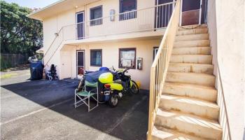 2902 Varsity Cir Honolulu - Multi-family - photo 2 of 18 2902 Varsity Cir Honolulu - Multi-family - photo 2 of 18
