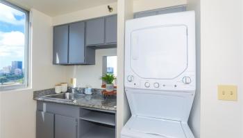 Fairway House condo # 10I, Honolulu, Hawaii - photo 4 of 16