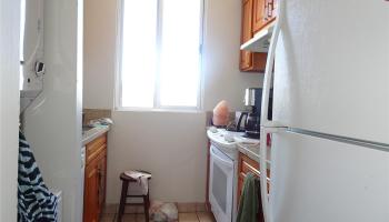 Fairway House condo # 18B, Honolulu, Hawaii - photo 5 of 8