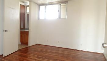 Fairway House condo # 18B, Honolulu, Hawaii - photo 6 of 8