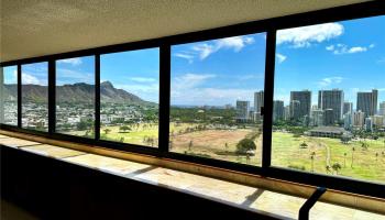 Fairway House condo # 20E, Honolulu, Hawaii - photo 3 of 25