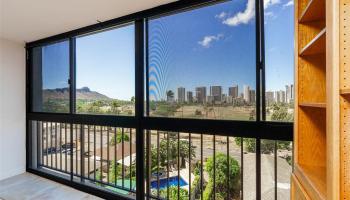 Fairway House condo # 6E, Honolulu, Hawaii - photo 1 of 25