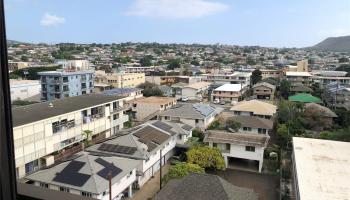 Fairway House condo # 7J, Honolulu, Hawaii - photo 2 of 21