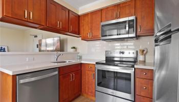 Fairway House condo # 9A, Honolulu, Hawaii - photo 1 of 24