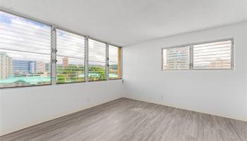 Lakeshore Tower condo # 701, Honolulu, Hawaii - photo 1 of 1