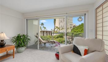 Castle Surf Apts condo # 35, Honolulu, Hawaii - photo 6 of 24