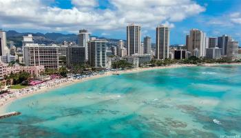 2937 Kalakaua Ave Honolulu - Rental - photo 5 of 22