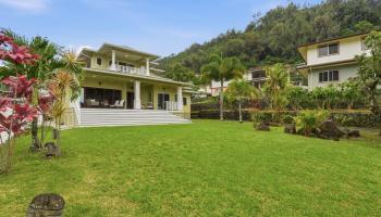 2937  Papali Street Kalihi Valley, Honolulu home - photo 2 of 25