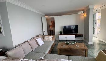 2943 Kalakaua Ave Honolulu - Rental - photo 5 of 23