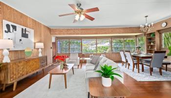 2947  Manoa Road Manoa Area, Honolulu home - photo 4 of 22