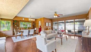 2947  Manoa Road Manoa Area, Honolulu home - photo 5 of 22