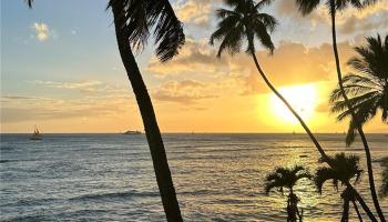 Diamond Head Ambassador A condo # 305, Honolulu, Hawaii - photo 5 of 19