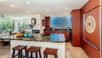 Diamond Head Ambassador B condo # 607, Honolulu, Hawaii - photo 1 of 25