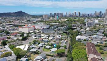 2963 Koali Rd Honolulu - Rental - photo 2 of 25