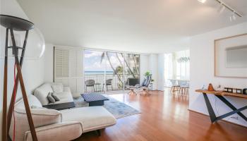Diamond Head Apts Ltd condo # 104, Honolulu, Hawaii - photo 1 of 18 Diamond Head Apts Ltd condo # 104, Honolulu, Hawaii - photo 1 of 18