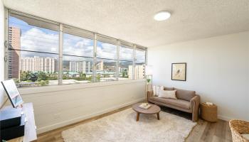 Salt Lake Manor condo # 605, Honolulu, Hawaii - photo 3 of 16