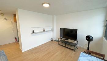 Salt Lake Manor condo # 705, Honolulu, Hawaii - photo 3 of 25