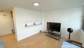 Salt Lake Manor condo # 705, Honolulu, Hawaii - photo 3 of 25