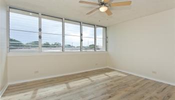 Salt Lake Manor condo # 709, Honolulu, Hawaii - photo 2 of 11