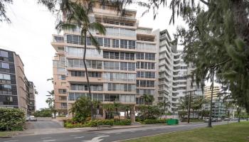 2979 Kalakaua Ave Honolulu - Rental - photo 1 of 25