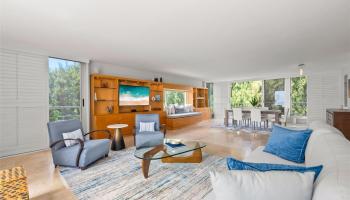 2979 Kalakaua Ave Honolulu - Rental - photo 5 of 22