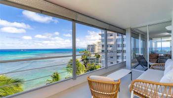 2979 Kalakaua Ave Honolulu - Rental - photo 2 of 17