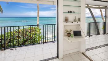 2987 Kalakaua condo # 205, Honolulu, Hawaii - photo 2 of 22