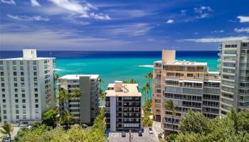 2987 Kalakaua condo # 304, Honolulu, Hawaii - photo 1 of 21