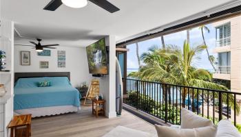 2987 Kalakaua condo # 304, Honolulu, Hawaii - photo 2 of 18