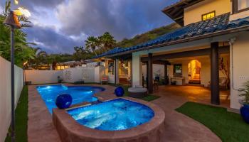 2999  Makalei Place Diamond Head, Diamond Head home - photo 2 of 25