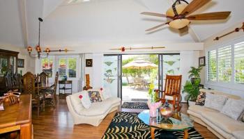 300 Kealahou St Laulima, Hawaii Kai home - photo 2 of 20 300 Kealahou St Laulima, Hawaii Kai home - photo 2 of 20