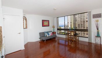 Liliuokalani Gardens condo # I1907, Honolulu, Hawaii - photo 3 of 24 Liliuokalani Gardens condo # I1907, Honolulu, Hawaii - photo 3 of 24