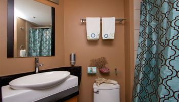 Liliuokalani Gardens condo # I1907, Honolulu, Hawaii - photo 5 of 24