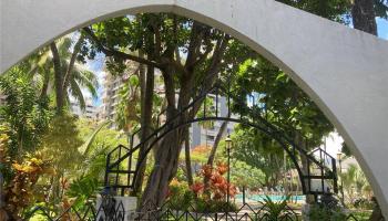 Liliuokalani Gardens condo # 907, Honolulu, Hawaii - photo 5 of 20