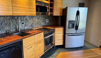 300 Wai Nani Way Honolulu - Rental - photo 2 of 17