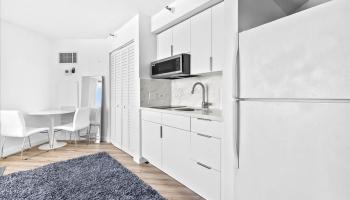 Liliuokalani Gardens condo # I1505, Honolulu, Hawaii - photo 2 of 23