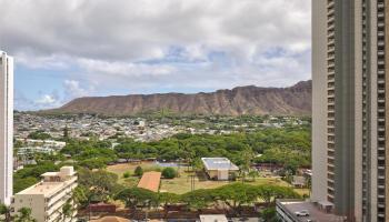 Liliuokalani Gardens condo # I-1801, Honolulu, Hawaii - photo 4 of 25