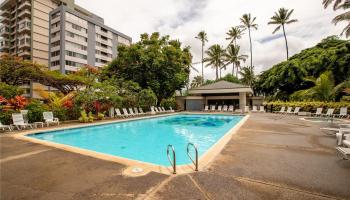 Liliuokalani Gardens condo # I2004, Honolulu, Hawaii - photo 4 of 25